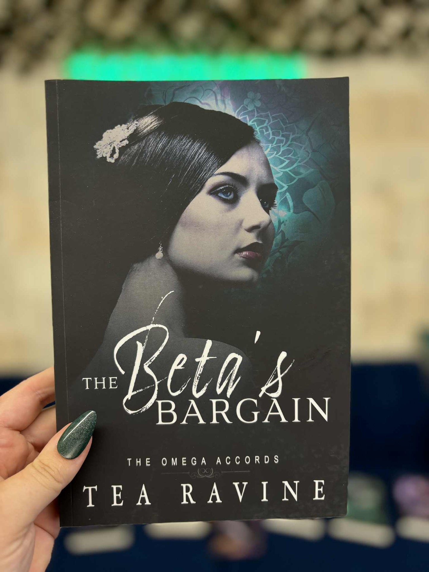 The Beta's Bargain - Tea Ravine